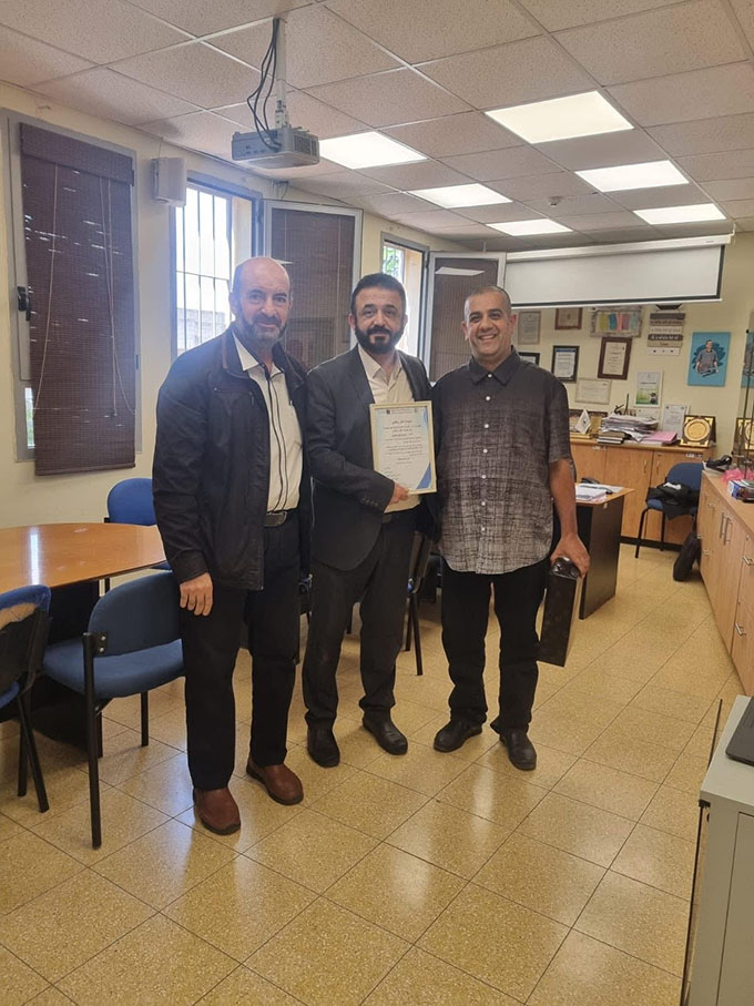 محاضرة للشيخ حسني لحام في دار التربية والعلوم - ثانوية جلجولية 